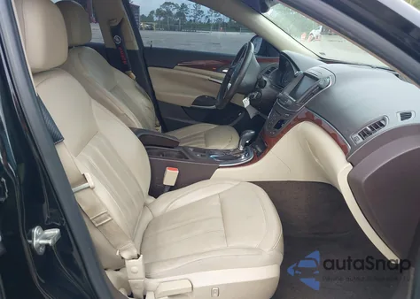 2014 Buick Regal Turbo из США, поврежденный, VIN 2G4GK5EX1E9300814